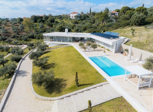 Βίλα Καμάρια, Μεθώνη 450 τ.μ.