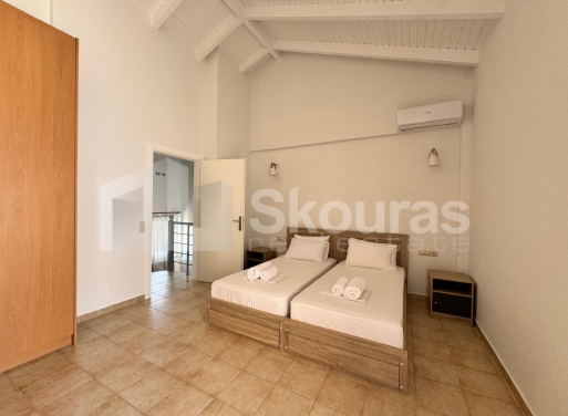 Hotel Aipeia, Nea Koroni 240 m2 - 11
