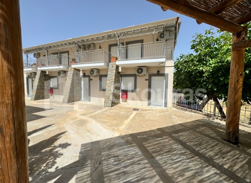 Hotel Aipeia, Nea Koroni 240 m2 - 4