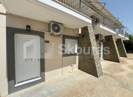 Hotel Aipeia, Nea Koroni 240 m2 - 3