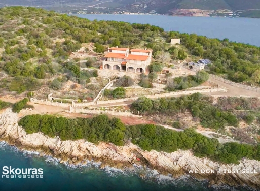 Дом Tolofono 215 кв.м - 3