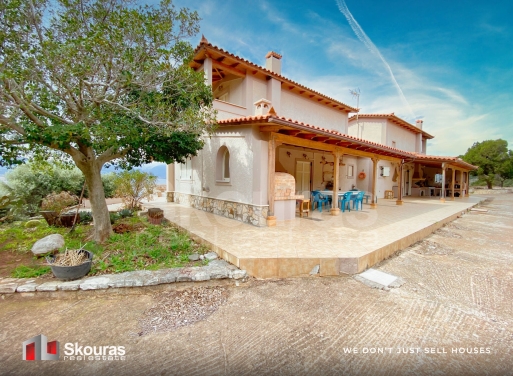 Дом Tolofono 215 кв.м - 11