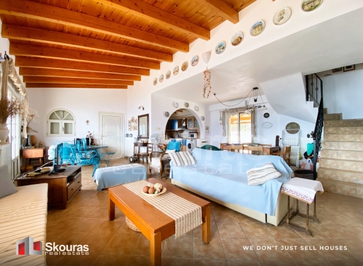 Дом Tolofono 215 кв.м - 10