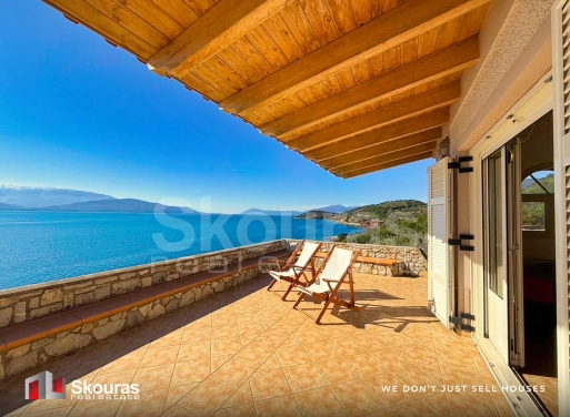 Дом Tolofono 215 кв.м - 2