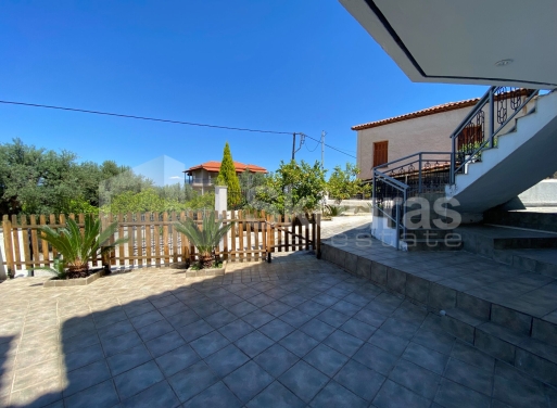 Μεζονέτα Τράπεζα, Διακοπτό 200 τ.μ. - 20