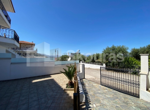 Μεζονέτα Τράπεζα, Διακοπτό 200 τ.μ. - 13