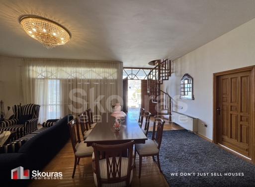 Villa Kato Verga, Kalamata 250 qm - 2