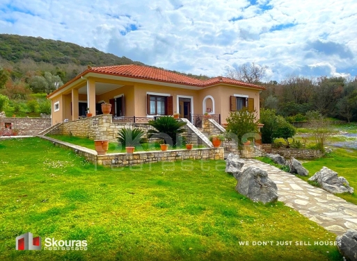 Дом Kopanaki, Aetos 180 кв.м