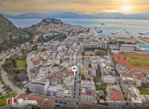 Κατάστημα Κέντρο Ναυπλίου, Ναύπλιο 83 τ.μ.