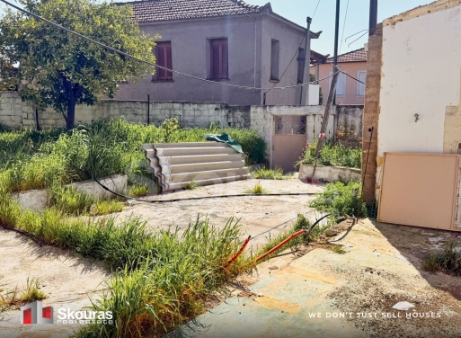 House in Aris - Image 3