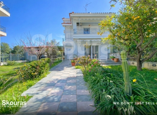 Μεζονέτα Αραχωβίτικα, Ρίο 130 τ.μ.