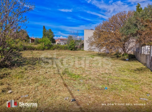 Land in Lefkakia - Image 4