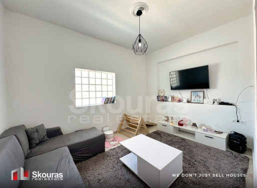 Apartment in Corinth - Image 2