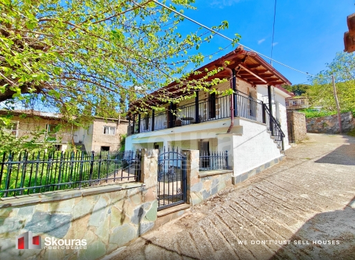 House in Mesino - Image 2