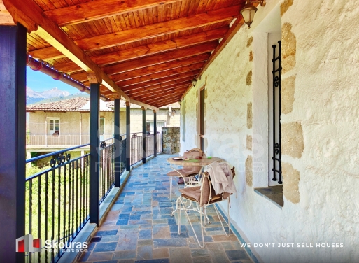 House in Mesino - Image 3