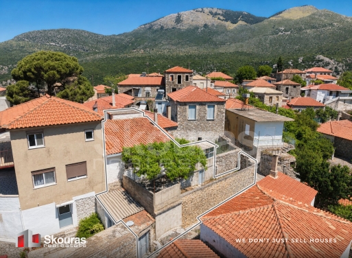 House in Avia - Image 4