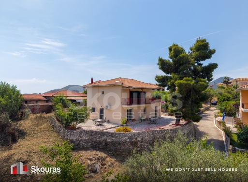 House in Nidhrion - Image 3
