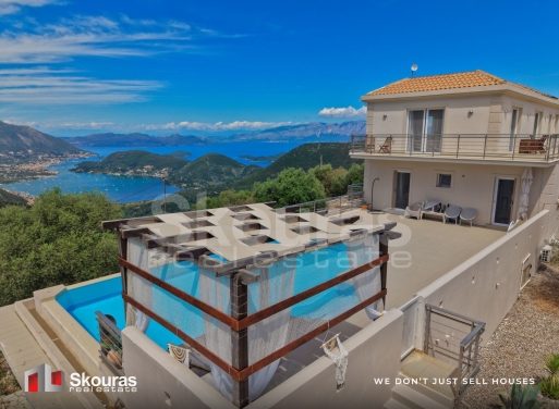 Villa in Rachi - view 1