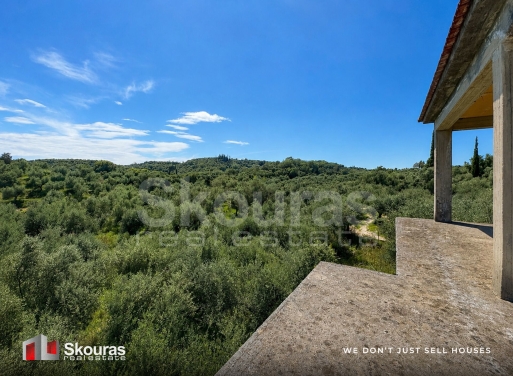 House in Amfithea - Image 3