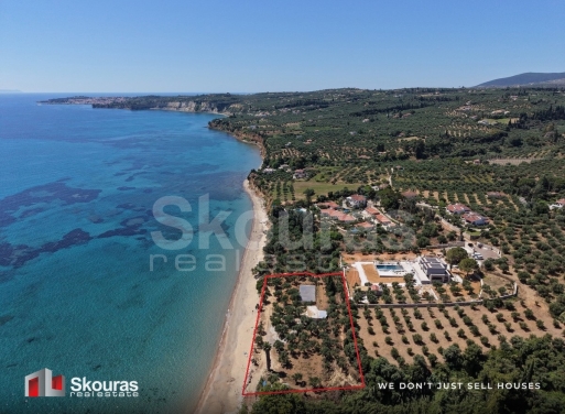Land in Koroni - view 1